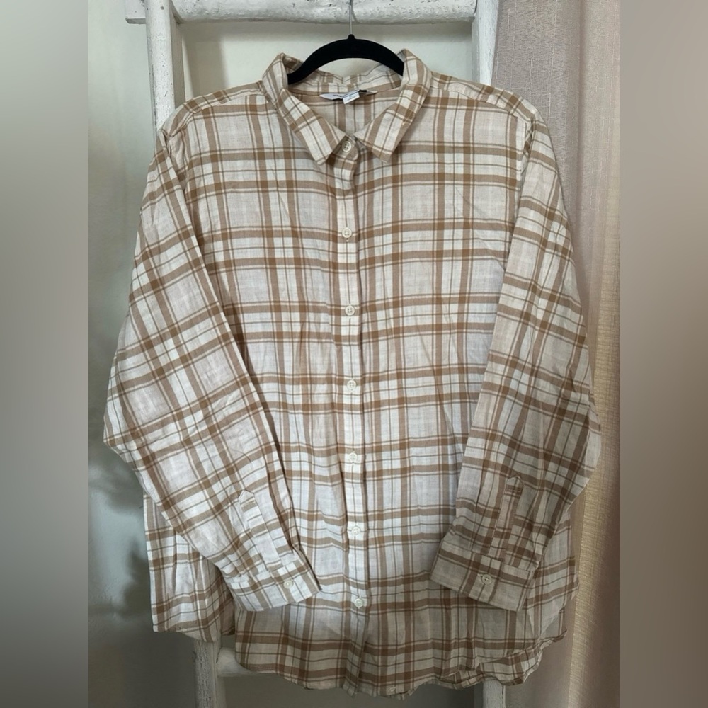 Old Navy Women's 2x Beige Plaid Button Down Shirt